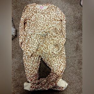 Pink Lily Leopard Lounge Set